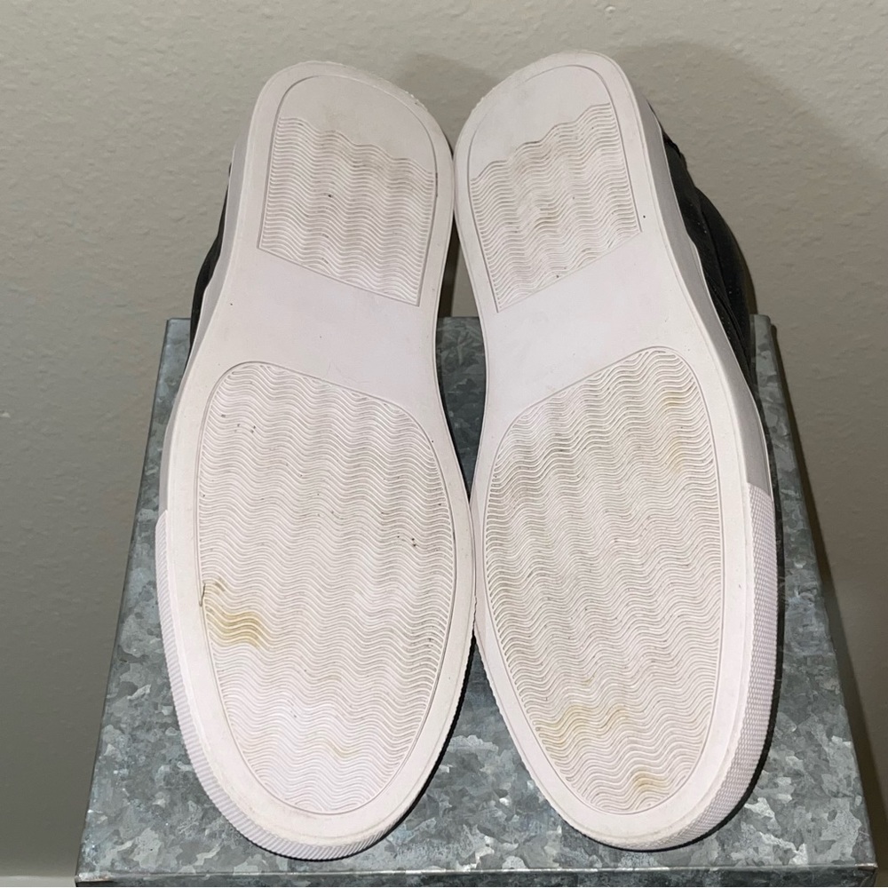 Guess Men’s Black Perforated Loafer Slip On Shoes, Size 11 - Picture 8 of 9